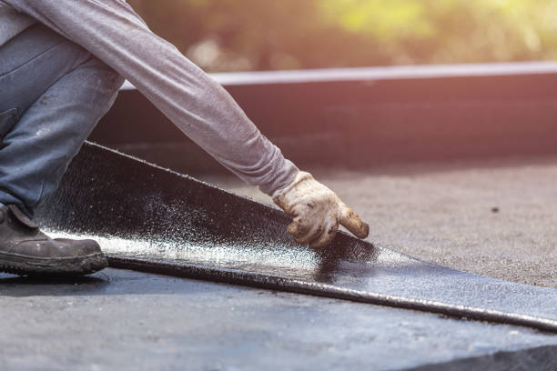 Professional Crawl Space Encapsulation technician working in Thorsby, AL